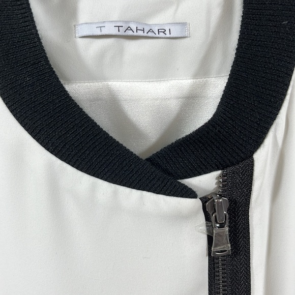 🆕T Tahari>Silky zip up jacket with contrast collar and pockets NWOT - Picture 3 of 7